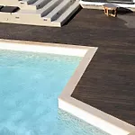Villa Sea Front Pool-hot Tub By Calypso Sunset *